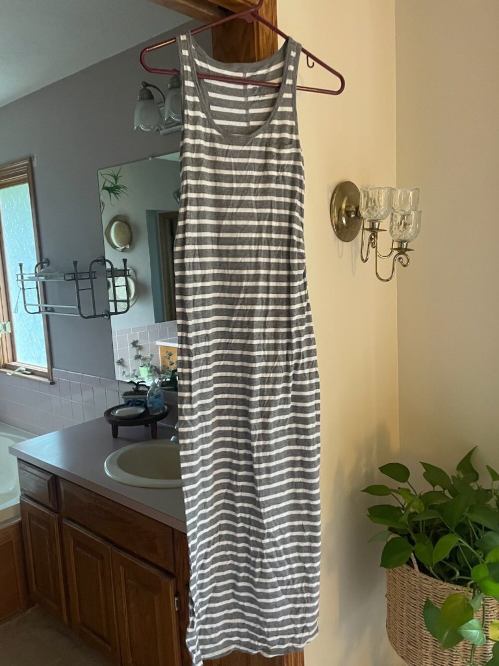 Gray and White Gap Maternity Dress